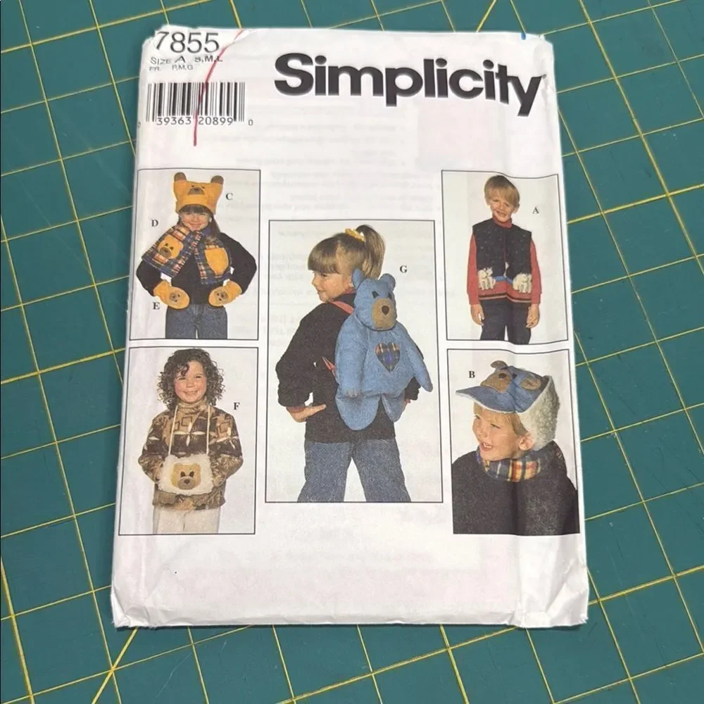 Simplicity 7855 Kids Bear Backpack Hat Accessories Sewing Pattern